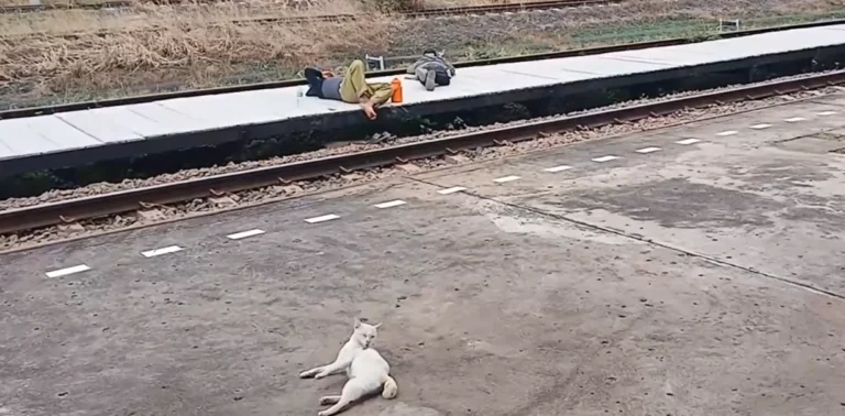 Gare de Watabaek à Thep Satith